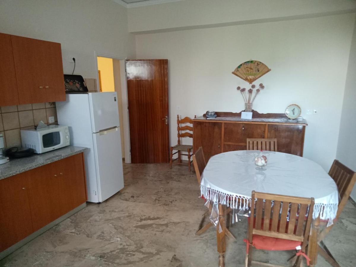 Tom House 1 Apartment Филиатра Екстериор снимка